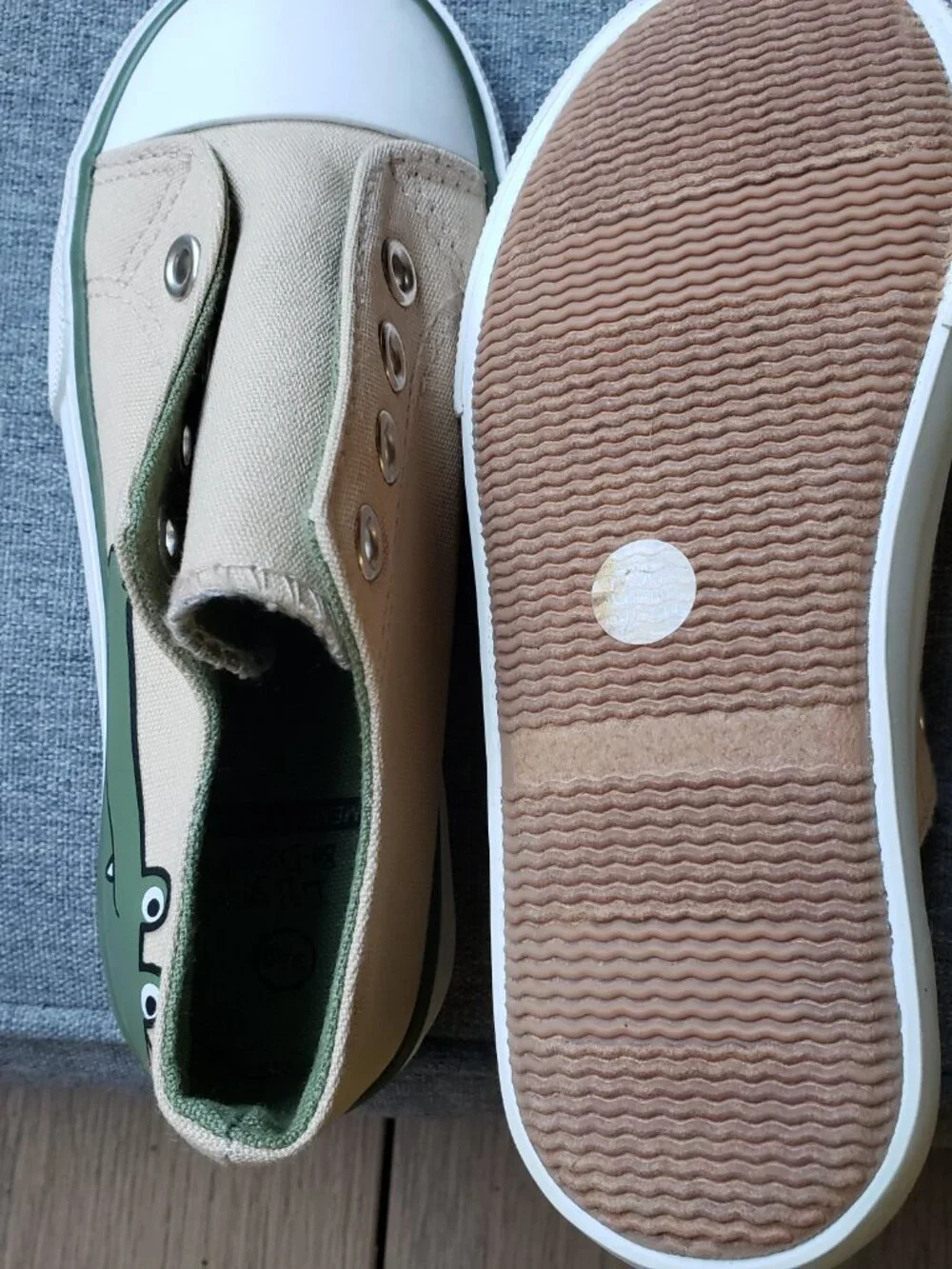 BNWoT Lily & Dan Alligator child slip-on sneaker (11.5) KICKS